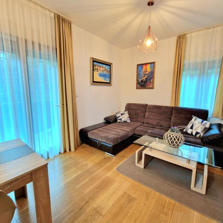 Apartman BJANKA - Deluks Apartman sa 2 Spavaće Sobe - 1