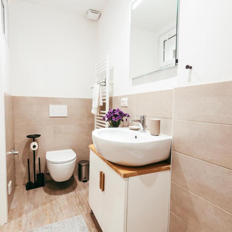 tHE Superstars Home - Bologna Old Town - Two-Bedroom Superior Apartment - 10