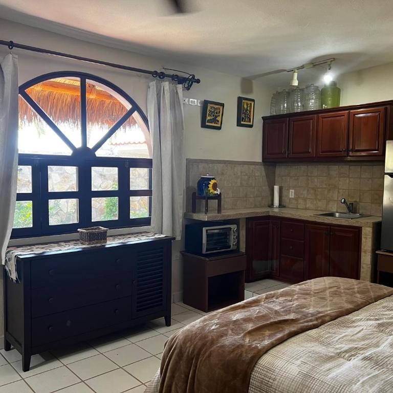 La Casita - Deluxe Bungalow with Garden View - 4