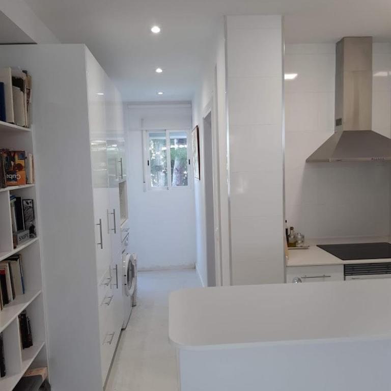 Apartamento primera línea de playa en Benicasim - Three-Bedroom Apartment - 5
