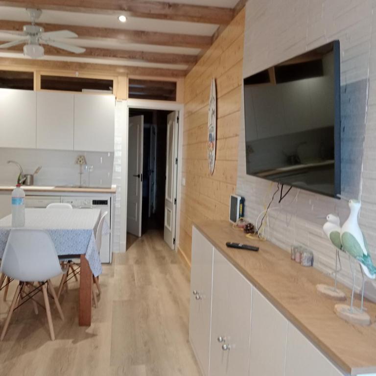 Casa de Madera 2 - Two-Bedroom Apartment - 8