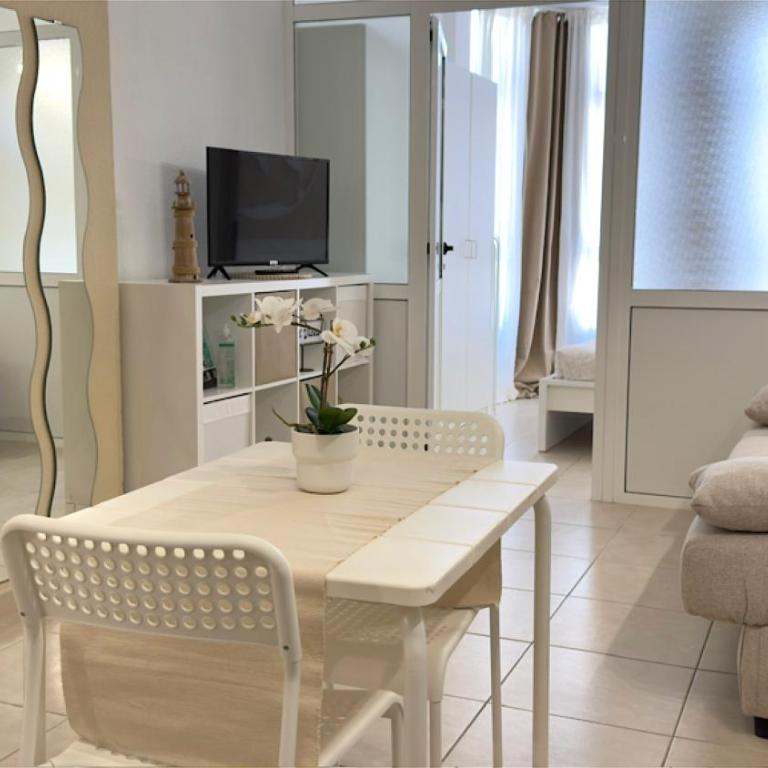 Urban Loft Corralejo Center iRent Fuerteventura - Estudio Doble Deluxe - 25