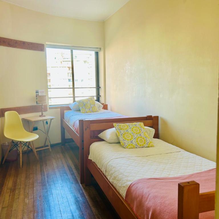 Hostal My House - Twin Room with Shared Bathroom - 8