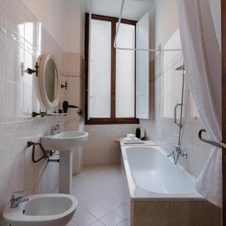 Florence Old Town David's Flat - Two-Bedroom Apartment - 11