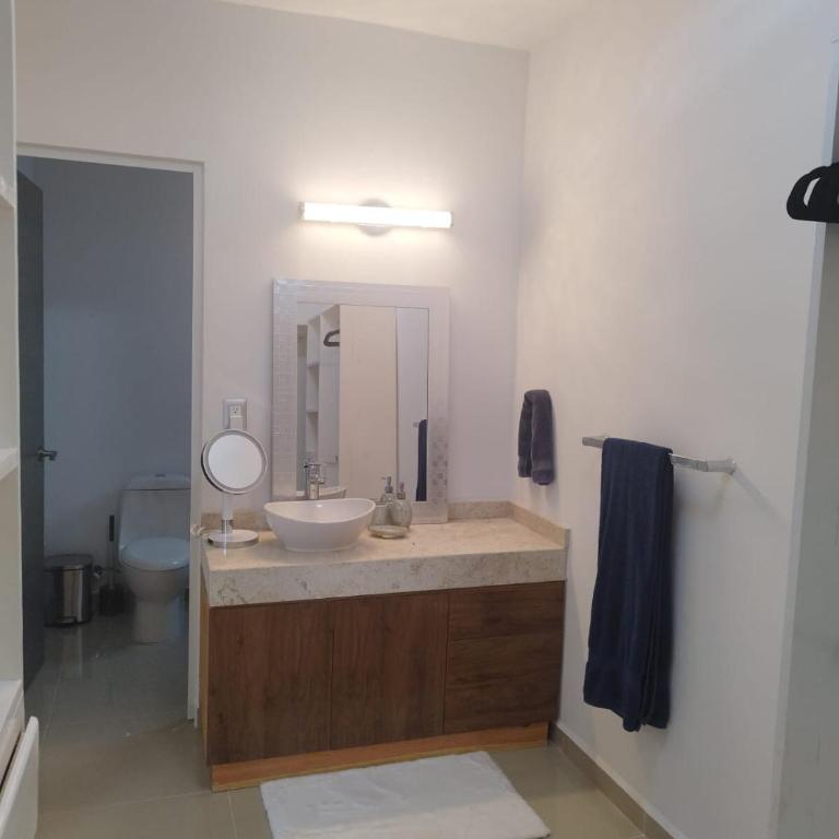 Beautiful Holiday Home - Three-Bedroom House - 15