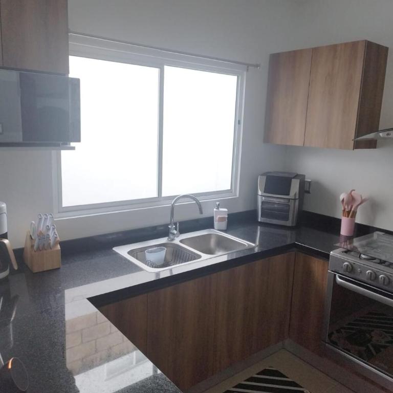 Beautiful Holiday Home - Three-Bedroom House - 18