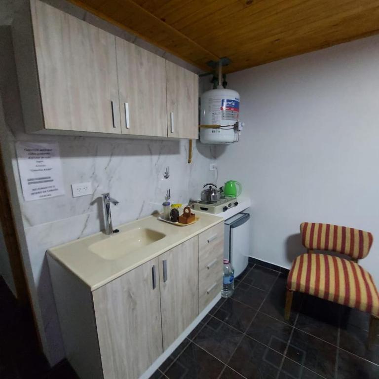 Cabañas KAMI - Habitación Cuádruple con baño privado - 1