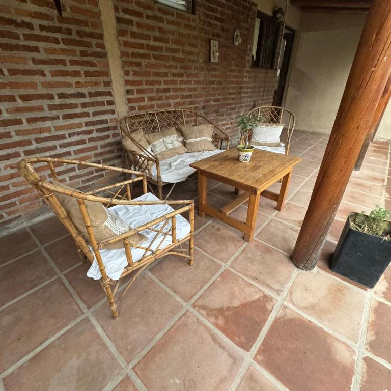 El colibrí - Two-Bedroom House - 3