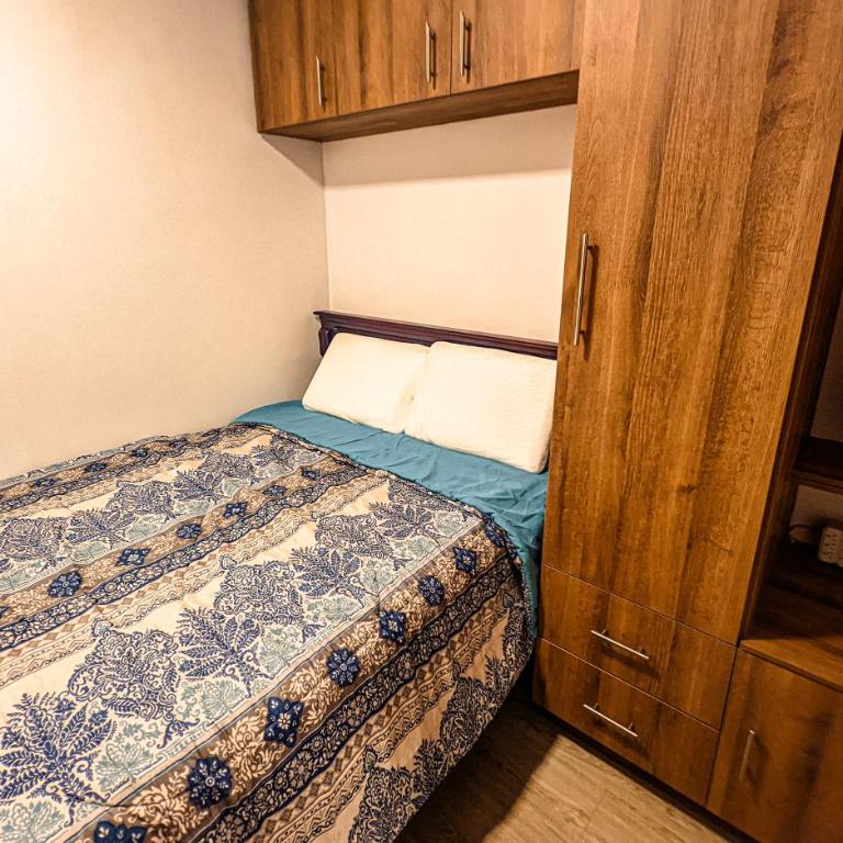 Confort en el Centro de Cuenca - Two-Bedroom Apartment - 13