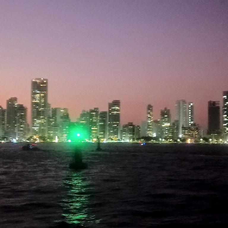 Tranquila y cerca de la magia - Habitación Doble con baño compartido - 16