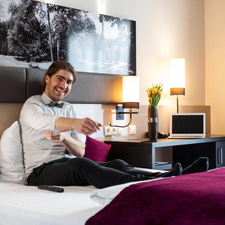 Amalienburg - Boutique & Boarding Hotel - Deluxe Zimmer - 6