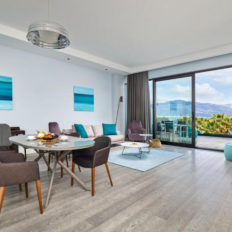 Monte Palm Beach - Signature Suite Sea View - 2