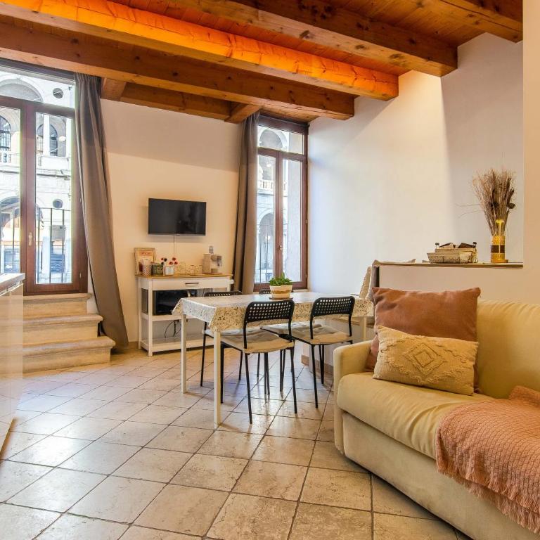 CASA MARGHERITA Basilica view & Terrace - Appartamento con 2 Camere da Letto - 3