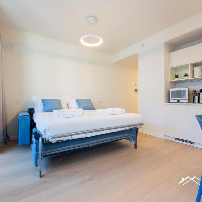 Waterfront Luxury Studio, FREE Parking, AC, NETFLIX & WIFI By Tilo Lux - Appartamento con Vista Mare - 10