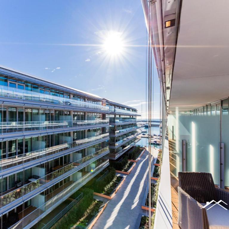 Waterfront Luxury Studio, FREE Parking, AC, NETFLIX & WIFI By Tilo Lux - Appartamento con Vista Mare - 20