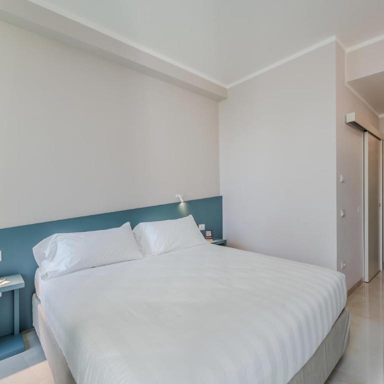 HOTIDAY Room Collection - Porto Venere - Camera Matrimoniale con Balcone - 3