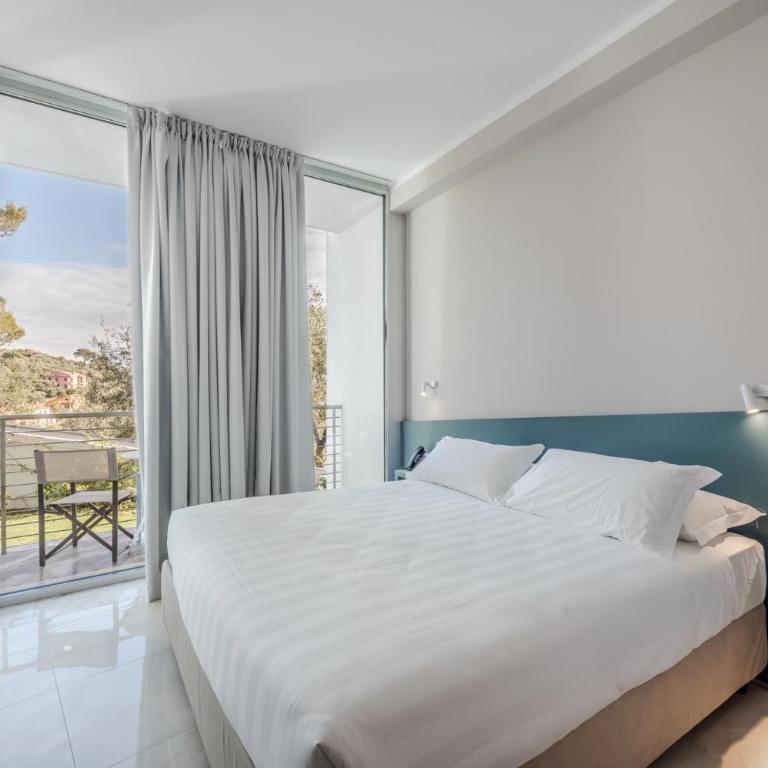 HOTIDAY Room Collection - Porto Venere - Camera Matrimoniale con Balcone - 1