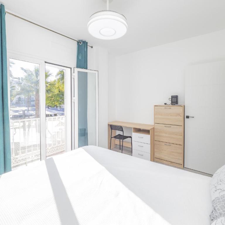 Cubo's Luna Town Center Apartment - Apartment - 20