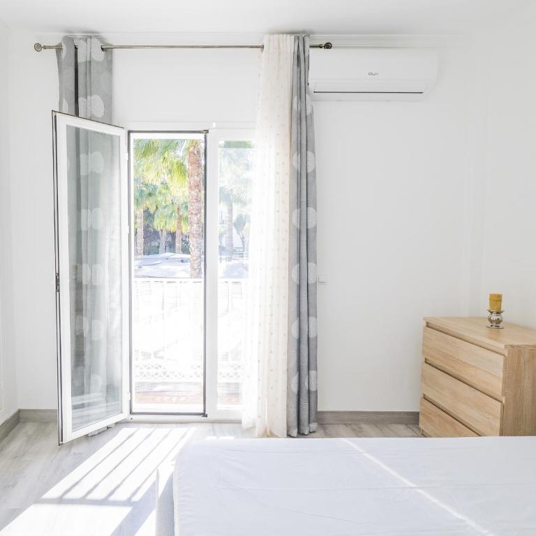 Cubo's Luna Town Center Apartment - Apartment - 23