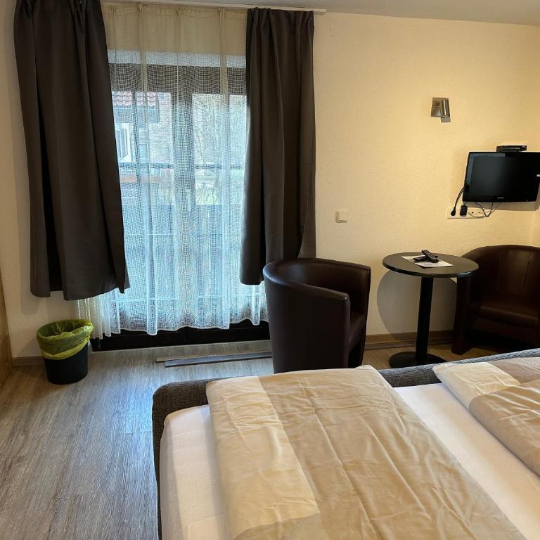 Hotel Fürstenhof - Doppelzimmer mit Balkon - 2