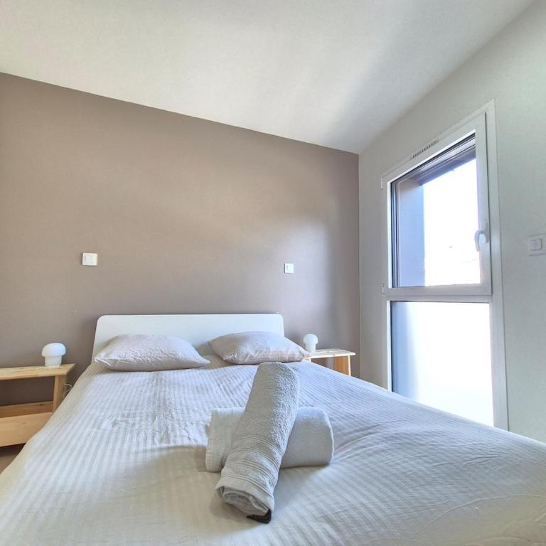 Lana #Clim#Terrasse - Meublé classé 3étoiles - Appartement 2 Chambres - 28
