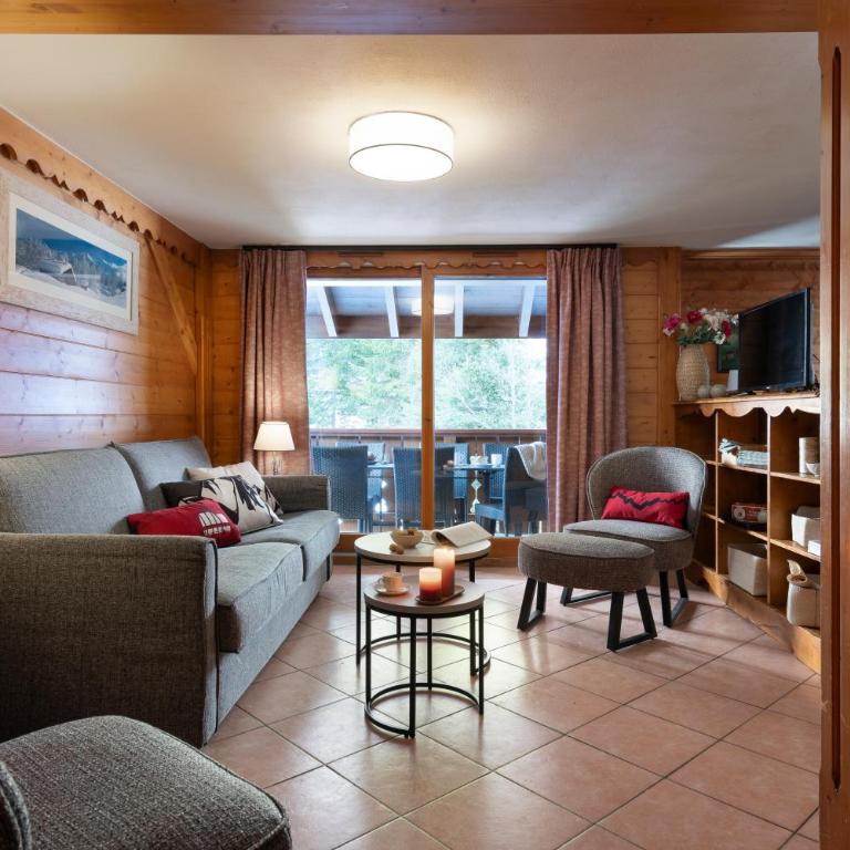 Résidence Pierre & Vacances Premium Les Fermes De Méribel - Superior Three-Bedroom Duplex Apartment (7 People) - 8