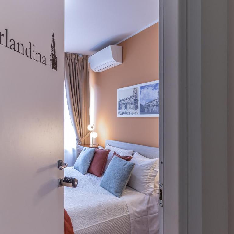 Room & Breakfast Canalino 21 - Camera Matrimoniale Standard con Bagno in Comune - 14