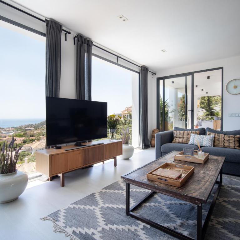 Luxury Villa with Sauna and Heated Pool for 14PAX! - Villa - 4