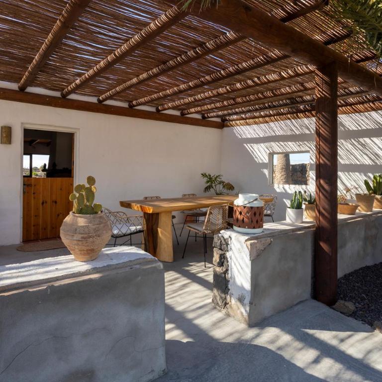 Rustic Chalet with pool in Lajares center - One-Bedroom House - 5