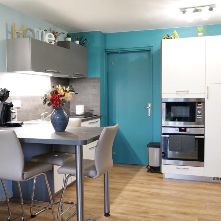 Appartement avec piscine commune - quartier Pironnière - 4 personnes - Apartment mit 1 Schlafzimmer - 4