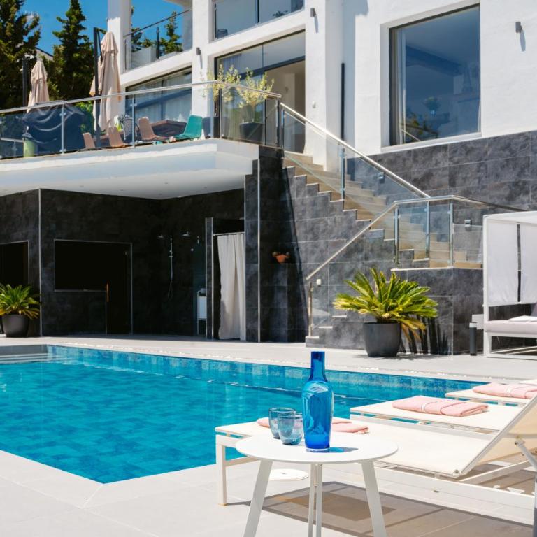 Luxury Villa with Sauna and Heated Pool for 14PAX! - Villa - 32