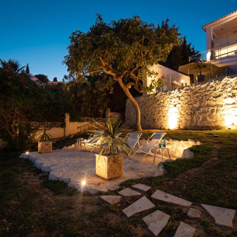 Luxury Villa with Sauna and Heated Pool for 14PAX! - Villa - 75