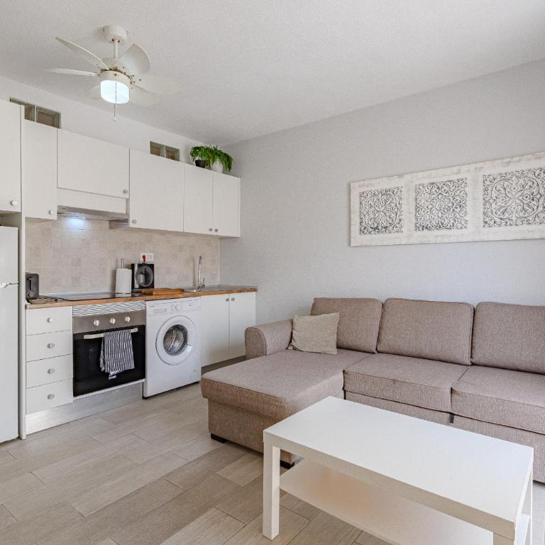 Lovely 1 Bed Apartment In Costa Adeje K101 - Apartment with Balcony - 7