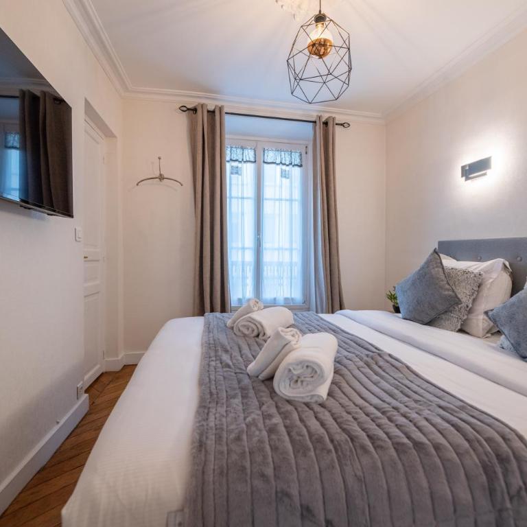 CIA - rue du Colisée, near Champs Élysées - One-Bedroom Deluxe Apartment - 10