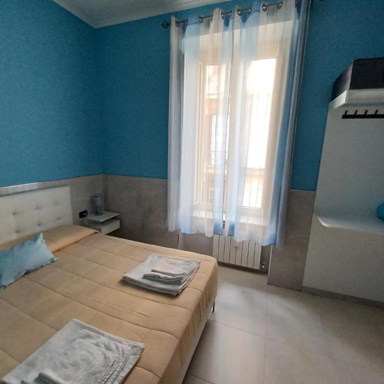 B&B Quattro Palazzi Napoli Centro - Camera Matrimoniale - 18