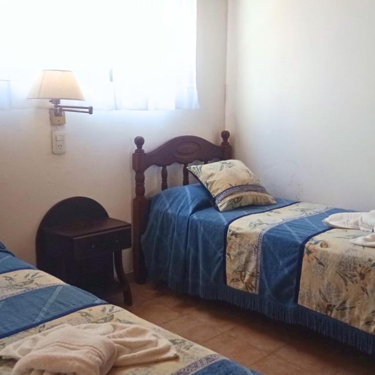 Hotel Demi - Budget Twin Room - 2