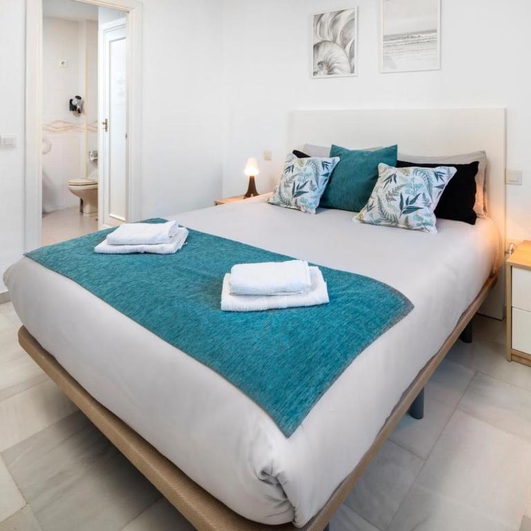 Primera Linea del Mar - Acceso Directo Playa Carihuela -By Budha Apartments - Apartamento de 1 dormitorio - 6