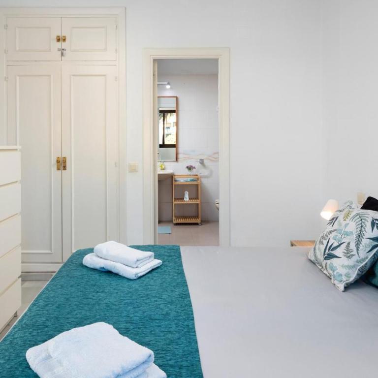 Primera Linea del Mar - Acceso Directo Playa Carihuela -By Budha Apartments - Apartamento de 1 dormitorio - 3
