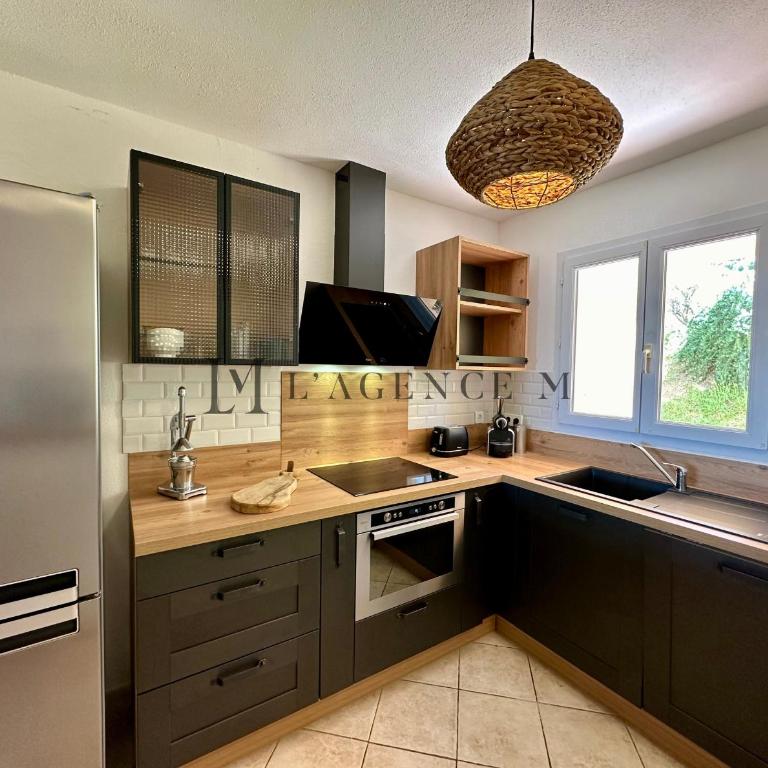 Manuro - Duplex avec jardin et parking privé, vue citadelle et mer CALVI - Appartement 2 Chambres - 3
