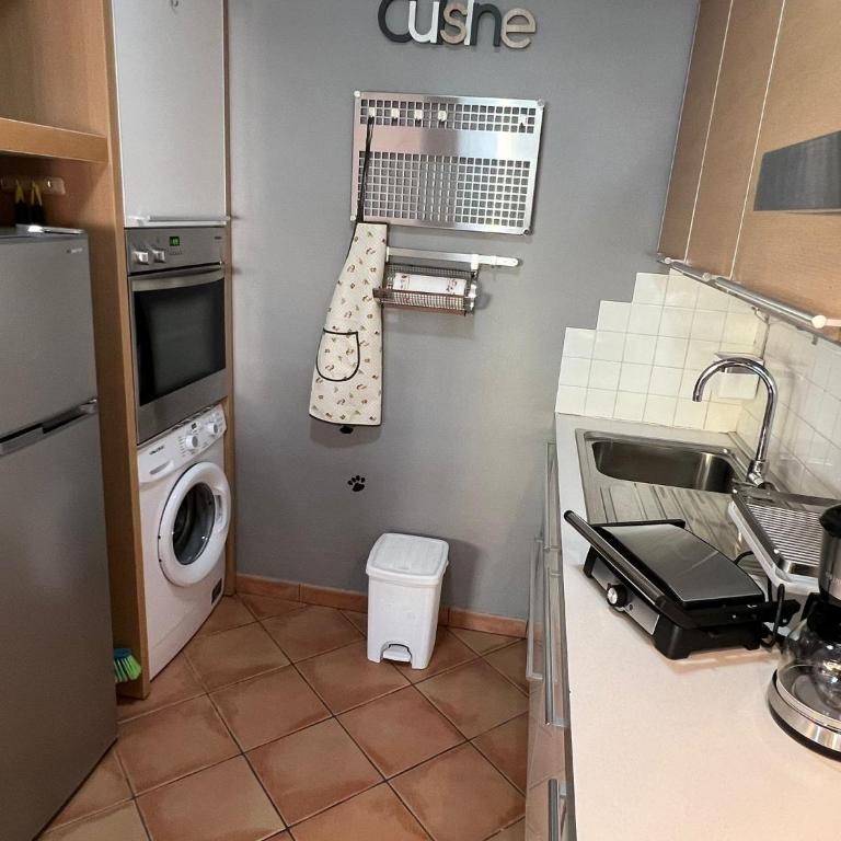 Giotto - Appartamento con 2 Camere da Letto e Balcone - 10