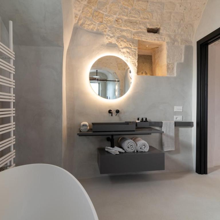 Trulli Damari - King Suite with Pool View - 6
