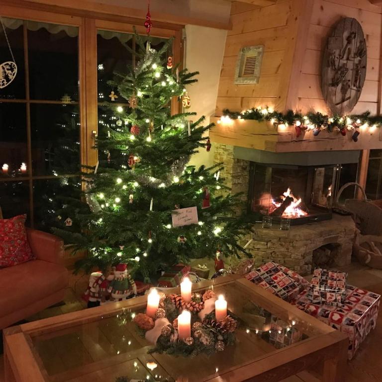 Beautiful chalet with exceptional view - Chalet - 16