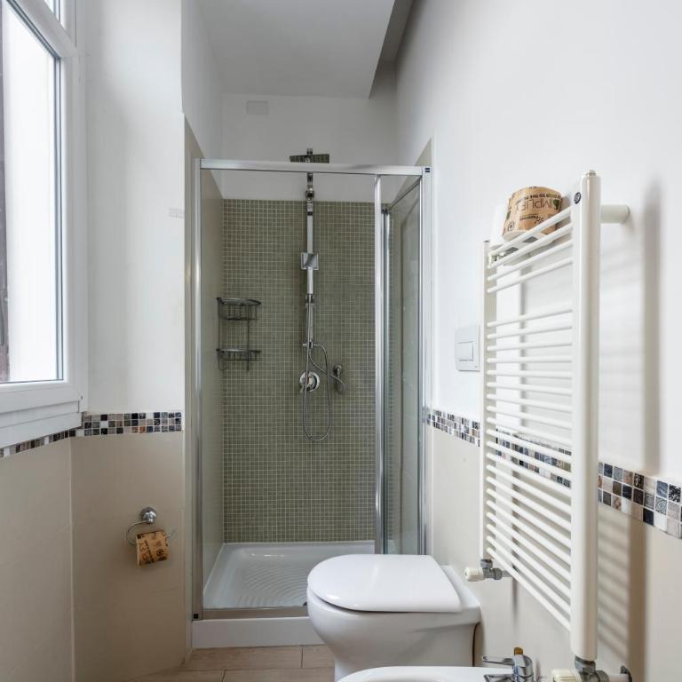 DEZA cozy place Manzoni - Appartamento con 2 Camere da Letto - 3