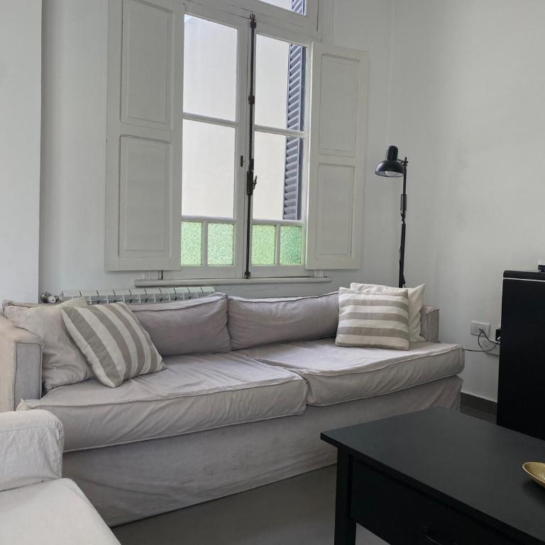 Casa céntrica con pileta y parrilla - Casa de 4 dormitorios - 9
