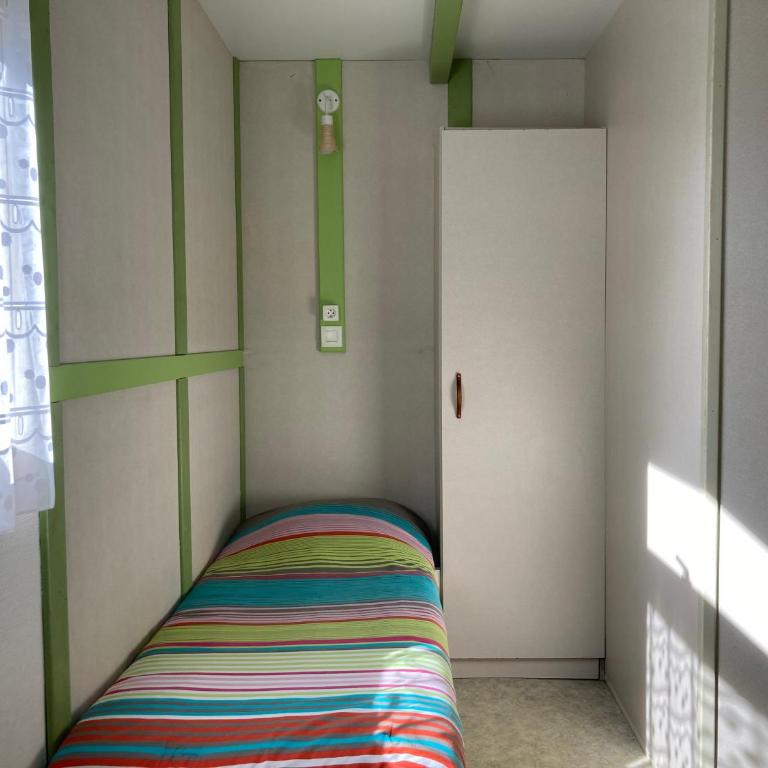Camping Domaine Sainte Madeleine - Chalet 2 Chambres - 8