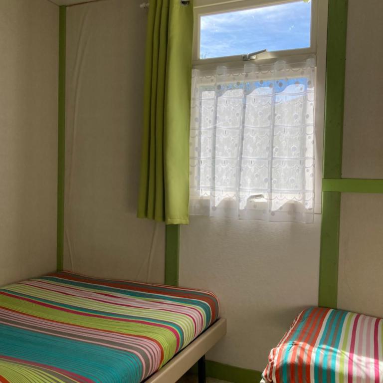 Camping Domaine Sainte Madeleine - Chalet 2 Chambres - 9