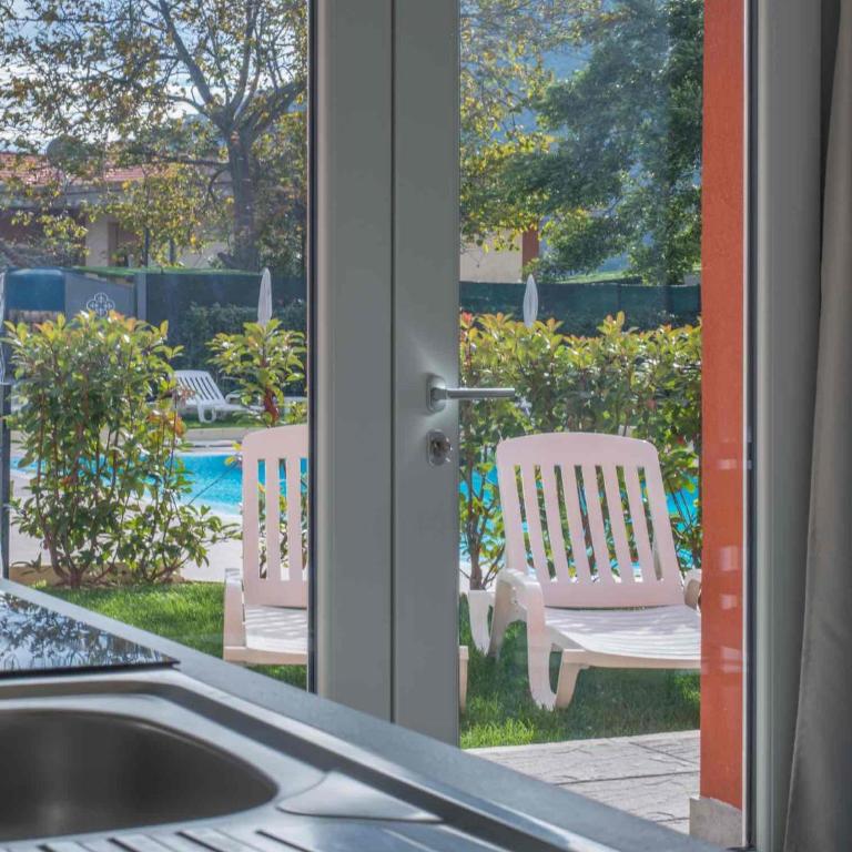 Casa Vacanze sul Borgo - Appartamento con 2 Camere da Letto e Vista Piscina - 3