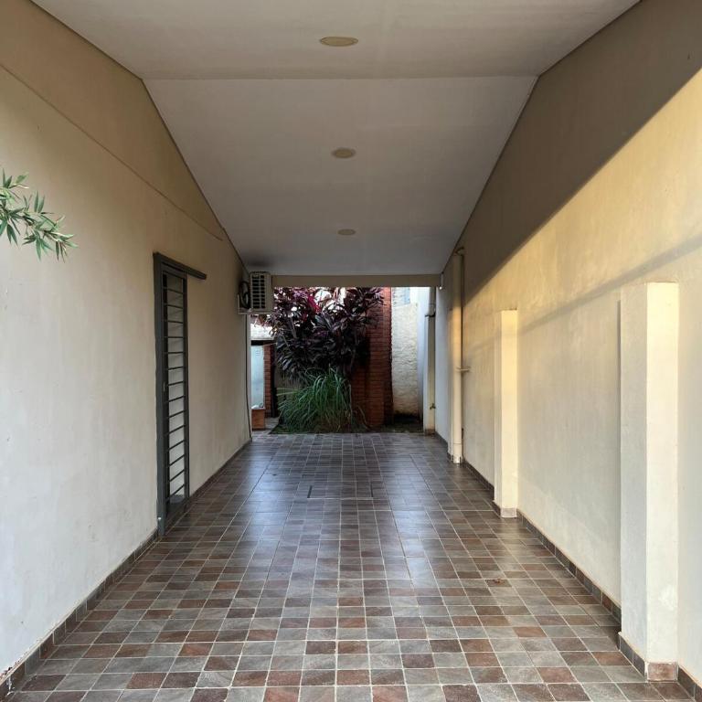 Casa cómoda con patio en Posadas - Casa de 3 dormitorios - 5