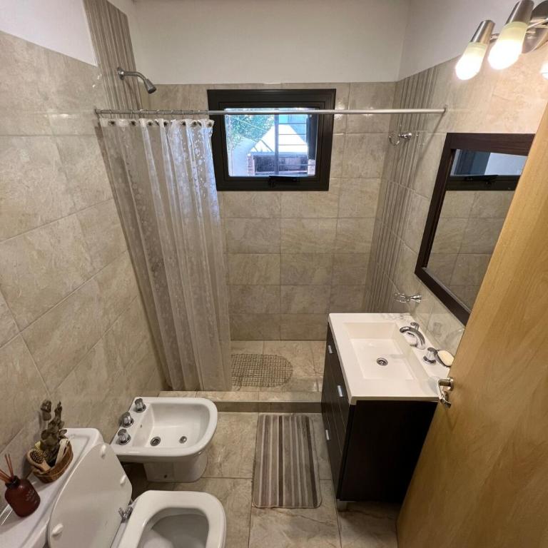 Casa cómoda con patio en Posadas - Casa de 3 dormitorios - 10