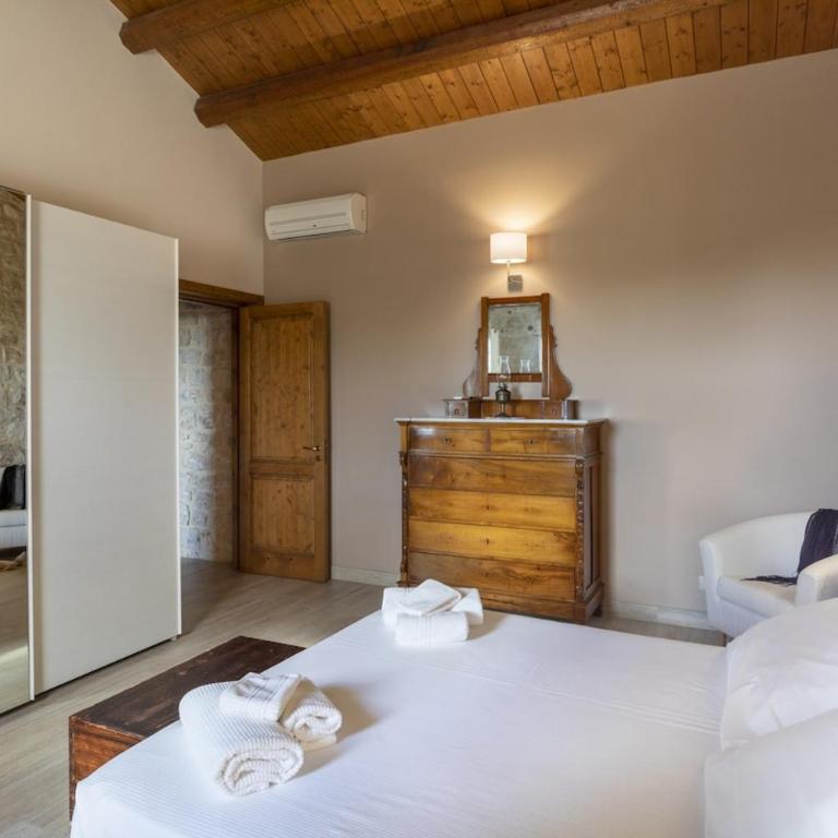 Casa Natia - IsulaTravel - Villa con Piscina Privata - 28